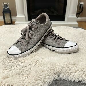 Stylish Brown Women's Sneakers